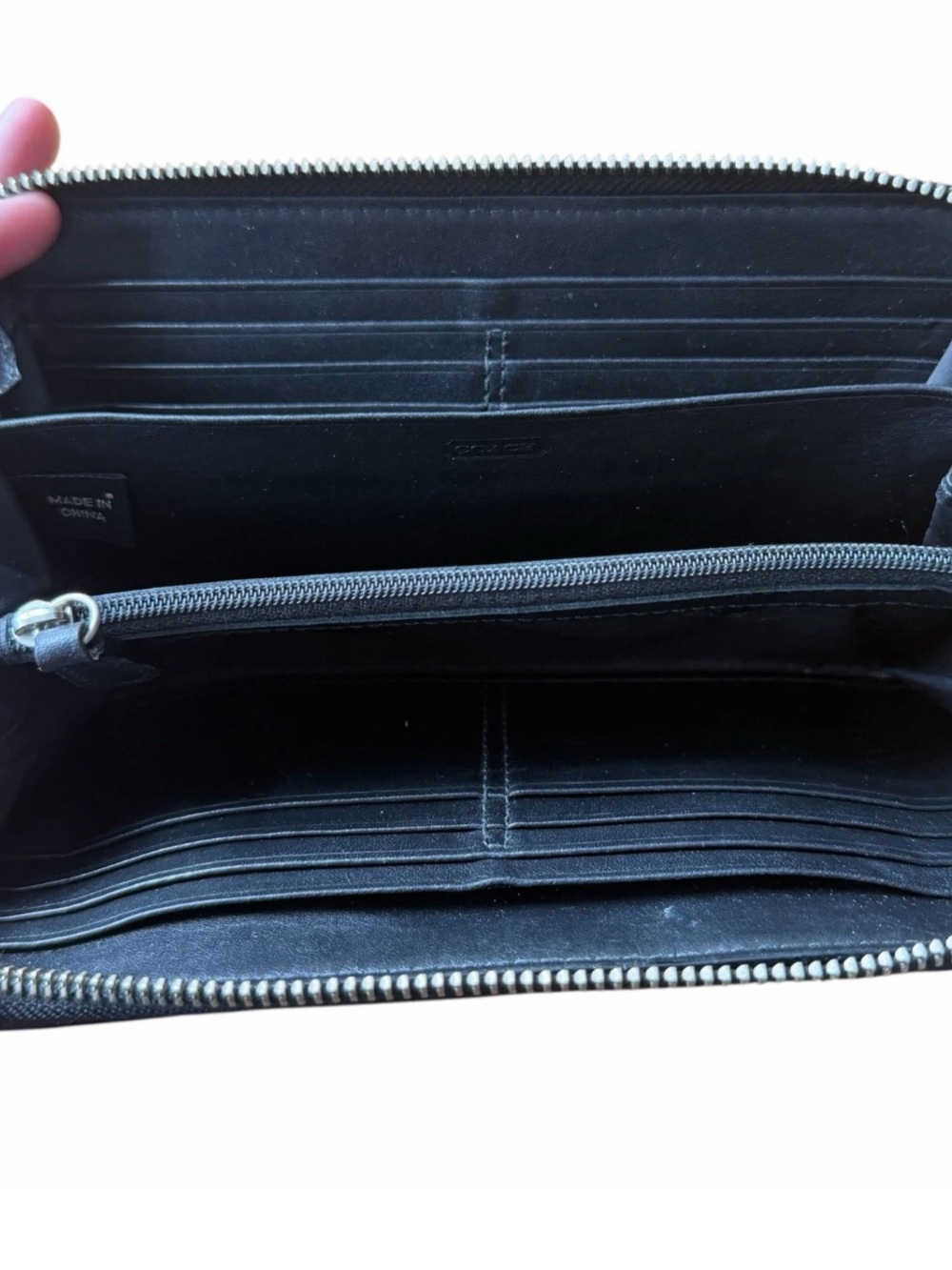 Coach Zoe Signature C Zip Clutch Jacquard Wallet Y2K EUC Coach - Picture 11 of 16